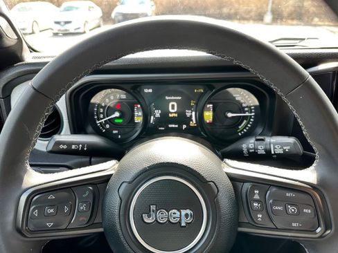 Used 2025 Jeep Wrangler Unlimited Sport S 4xe image 28