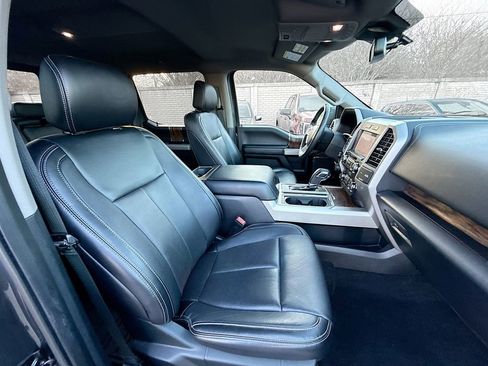 Used 2019 Ford F150 Lariat w/ Trailer Tow Package image 32