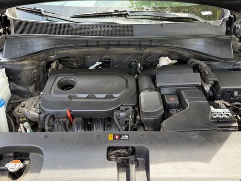Used 2018 Kia Sorento FWD image 14