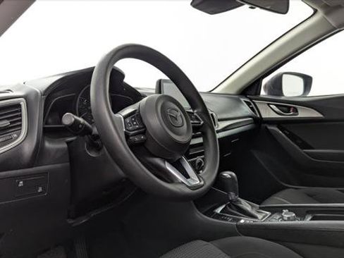 Used 2018 MAZDA MAZDA3 Sport w/ Preferred Equipment Package FWD image 23