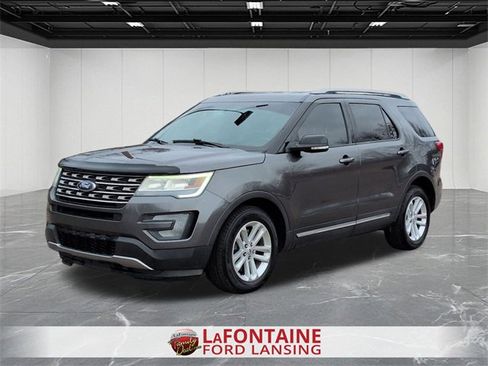 Used 2016 Ford Explorer XLT w/ Equipment Group 202A image 1