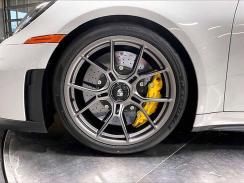 Used 2026 Porsche 911 GT3 image 14