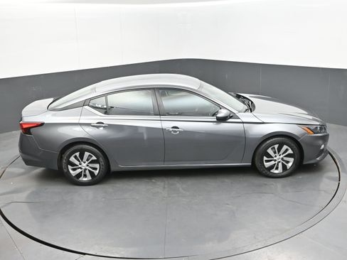 Used 2022 Nissan Altima 2.5 S image 36