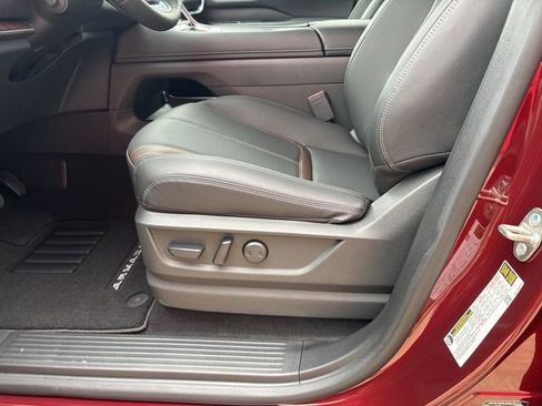 New 2026 Nissan Armada SL w/ Captain's Chari Seat Package image 17