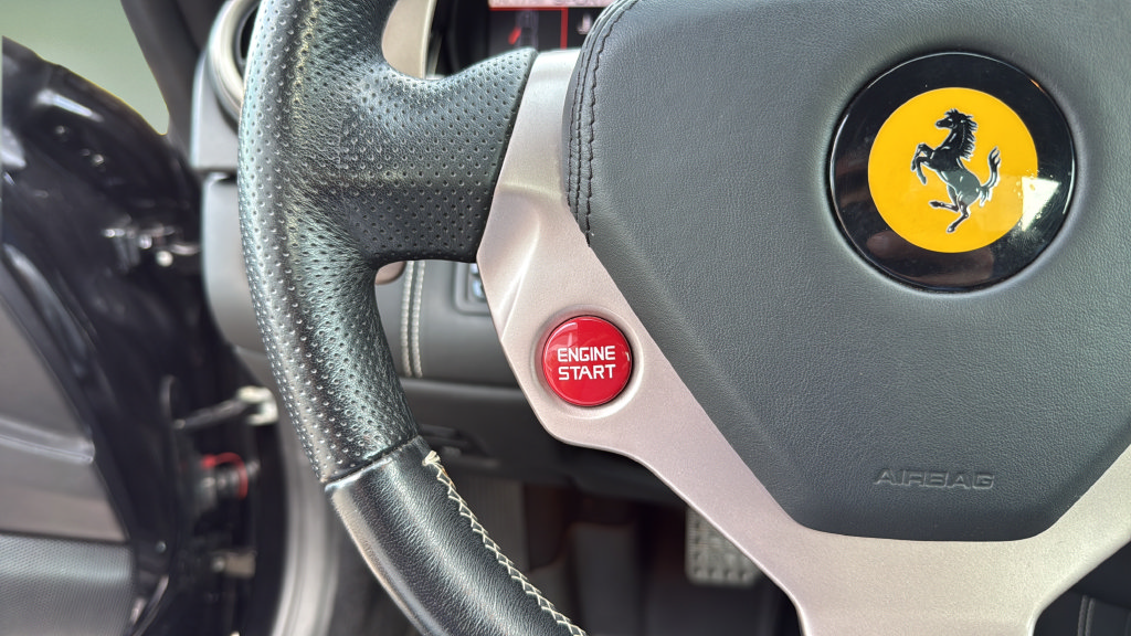 Used 2012 Ferrari California RWD image 38