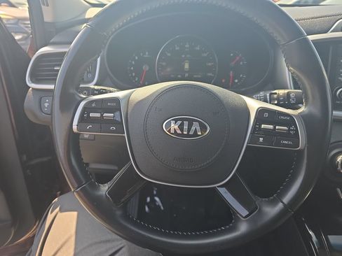 Used 2020 Kia Sorento EX FWD image 13