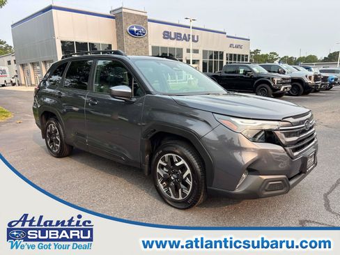 Used 2026 Subaru Forester Premium AWD/4WD image 1