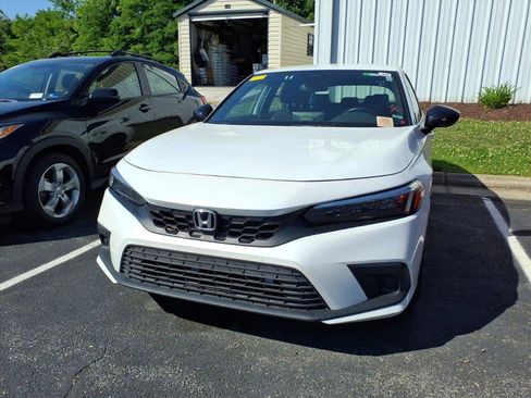 Used 2024 Honda Civic Sport image 6