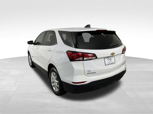 Used 2024 Chevrolet Equinox LS AWD/4WD image 7
