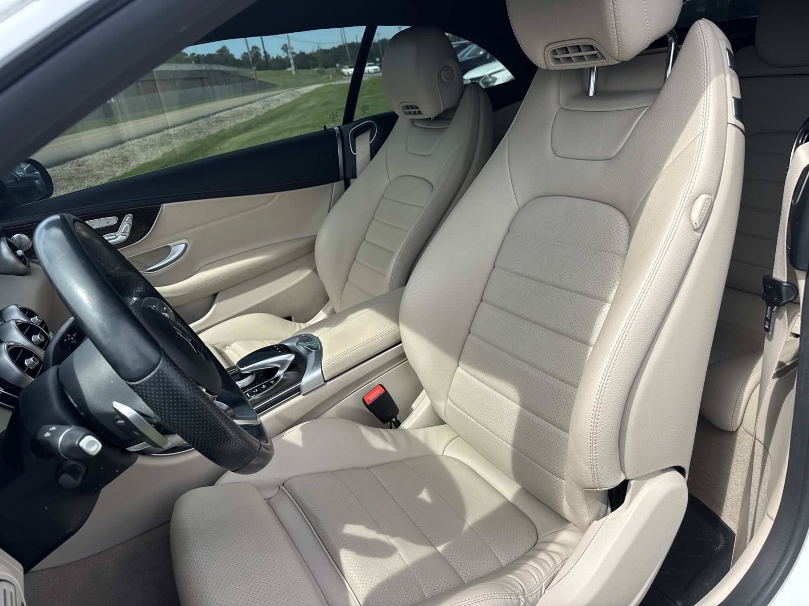 Used 2023 Mercedes-Benz C 300 Cabriolet image 16