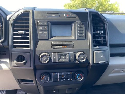 Used 2020 Ford F150 XL image 12