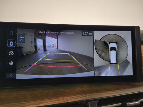 Used 2025 Hyundai Santa Fe Limited image 26