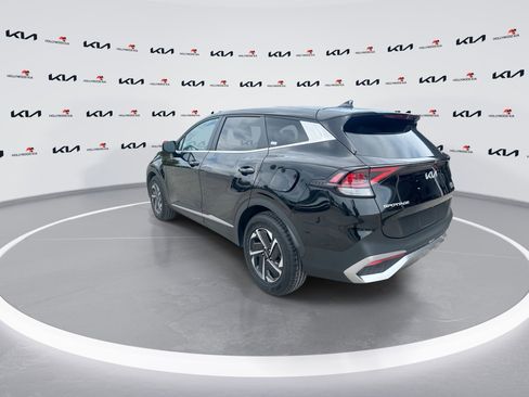 Certified 2025 Kia Sportage LX FWD image 6