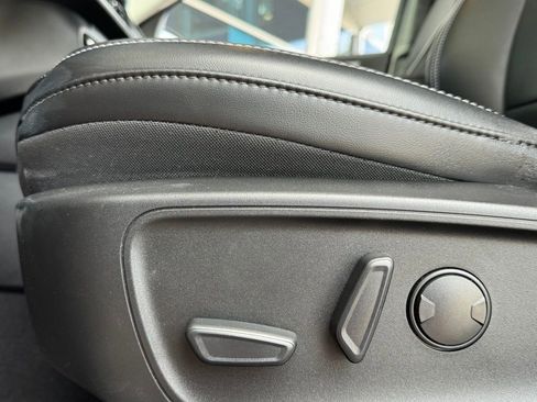 Used 2023 Ford Escape Platinum image 15