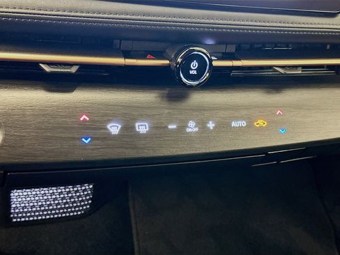 Used 2024 Nissan Ariya AWD image 24