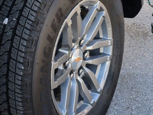 Used 2026 Chevrolet Colorado LT w/ Advanced Trailering Package image 37