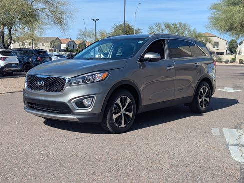 Used 2016 Kia Sorento EX w/ EX Premium Package image 6