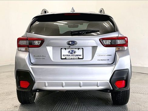 Used 2023 Subaru Crosstrek 2.0i Premium image 4