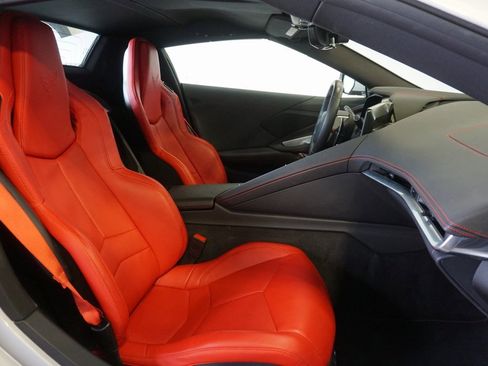 Used 2024 Chevrolet Corvette Stingray Convertible w/ 1LT image 19