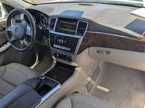 Used 2014 Mercedes-Benz GL 450 4MATIC image 12