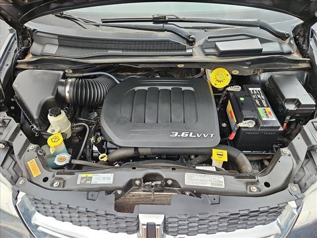 Used 2013 Dodge Grand Caravan American Value Package w/ UConnect Hands-Free Group FWD image 21