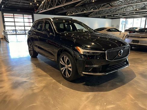 Used 2022 Volvo XC60 T8 Inscription w/ Advanced Package image 7