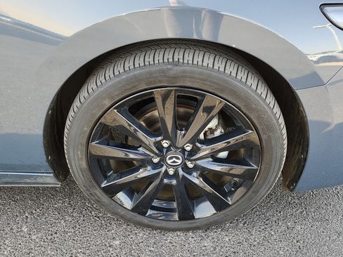 Used 2025 MAZDA MAZDA3 s image 9