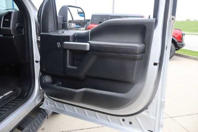 Used 2019 Ford F150 XLT w/ Equipment Group 302A Luxury AWD/4WD image 36