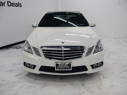 Used 2010 Mercedes-Benz E 350 E 350 4MATIC Sedan 4D image 3