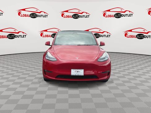 Used 2022 Tesla Model Y Long Range AWD/4WD image 3