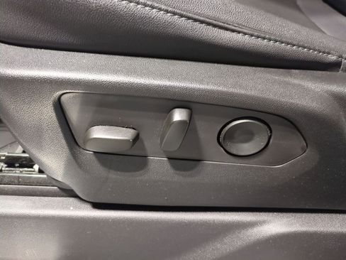 Used 2022 Chevrolet Silverado 1500 LTZ w/ LTZ Convenience Package II image 21