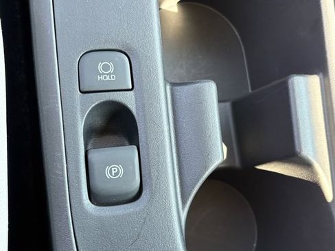 Used 2025 Toyota Corolla LE image 17