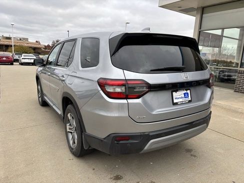 Used 2023 Honda Pilot EX-L image 7