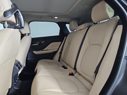 Used 2020 Jaguar F-PACE Premium AWD/4WD image 14