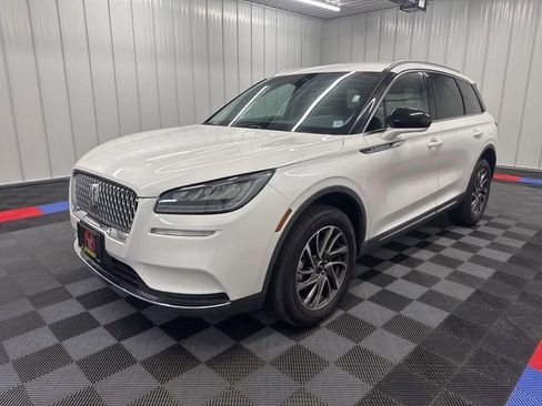 Used 2022 Lincoln Corsair AWD w/ Equipment Group 101A image 5