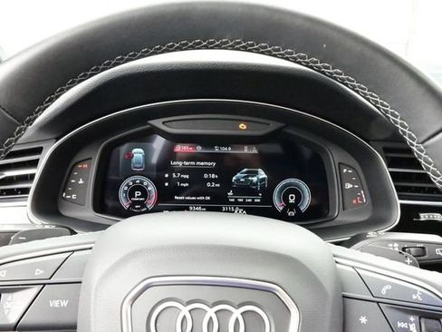Used 2025 Audi Q8 Premium Plus AWD/4WD image 9