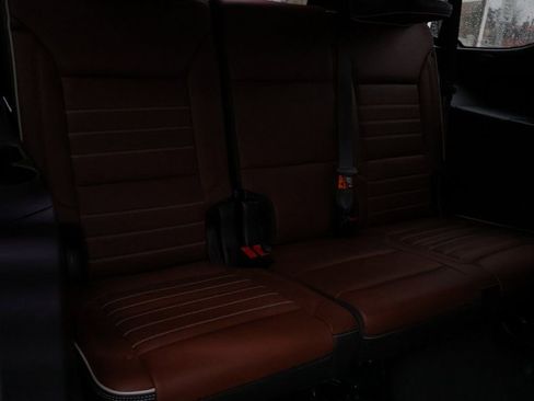 Certified 2024 GMC Yukon Denali Ultimate image 18