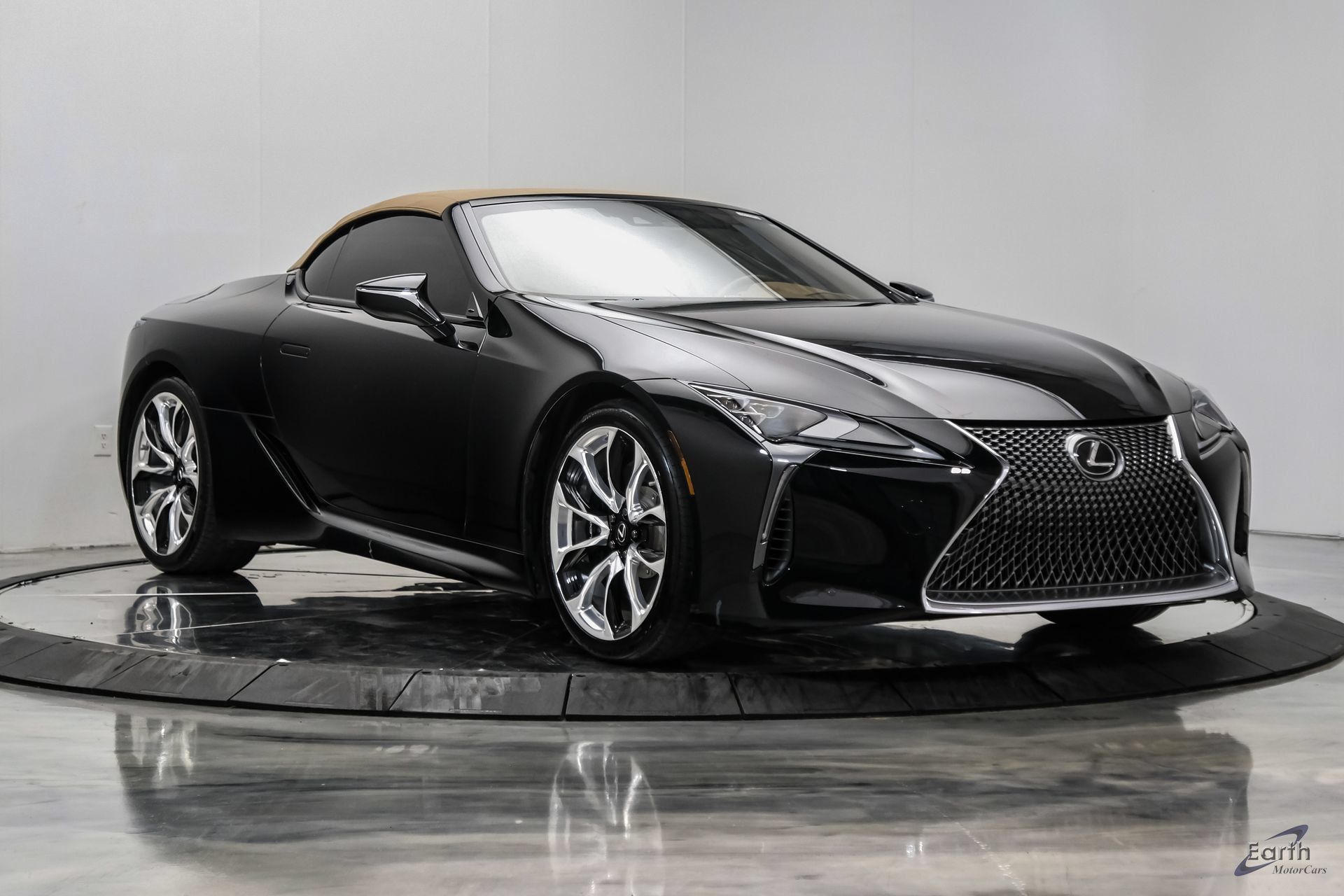 Used 2021 Lexus LC 500 Convertible w/ Touring Package RWD image 30