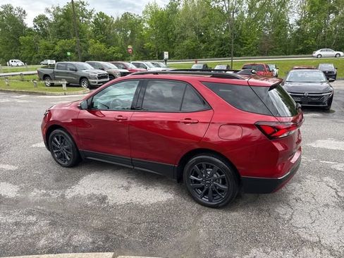 Used 2023 Chevrolet Equinox RS w/ RS Leather Package AWD/4WD image 25