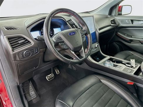 Used 2022 Ford Edge ST-Line w/ Class II Trailer Tow Package image 21