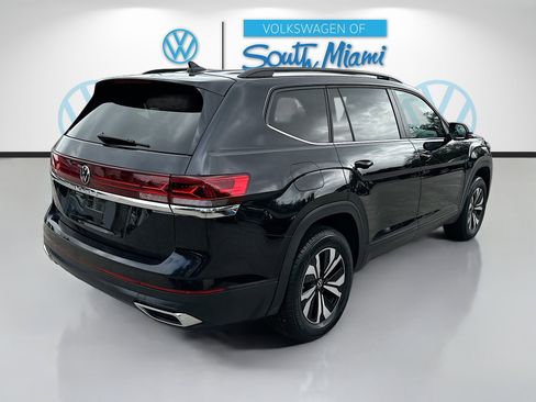 Used 2024 Volkswagen Atlas SE image 7