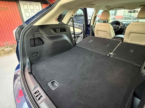 Used 2016 Ford Edge SE image 39