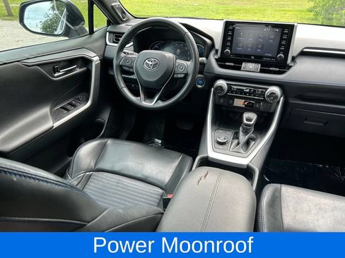 Used 2020 Toyota RAV4 XSE w/ XSE Grade Weather Package AWD/4WD image 9