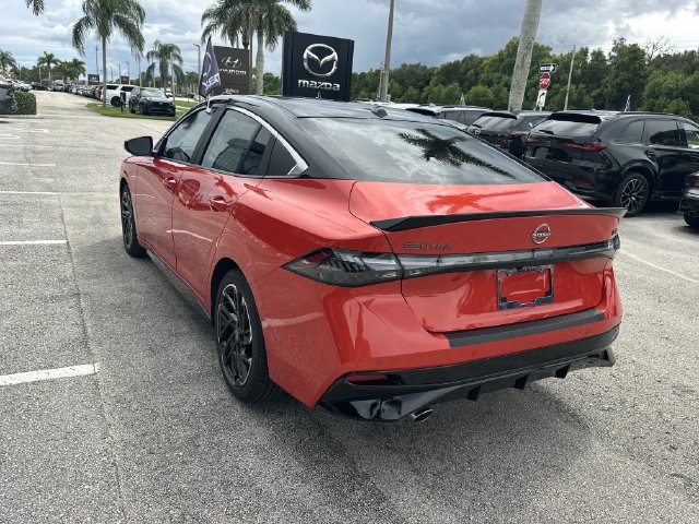 Used 2026 Nissan Sentra SR w/ SR Premium Package FWD image 9