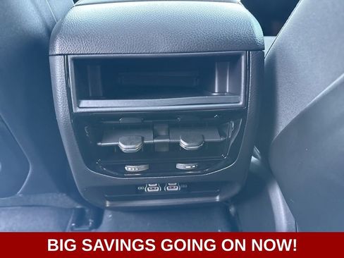 New 2025 Jeep Grand Cherokee Laredo X image 39