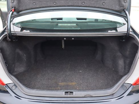 Used 2013 Toyota Camry LE image 17