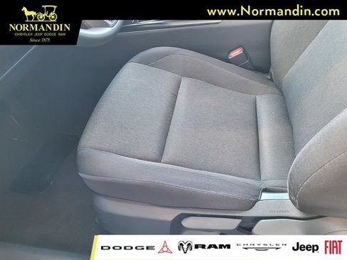 Used 2025 Toyota Camry LE FWD image 17