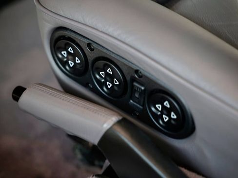 Used 1994 Porsche 928 GTS RWD image 27