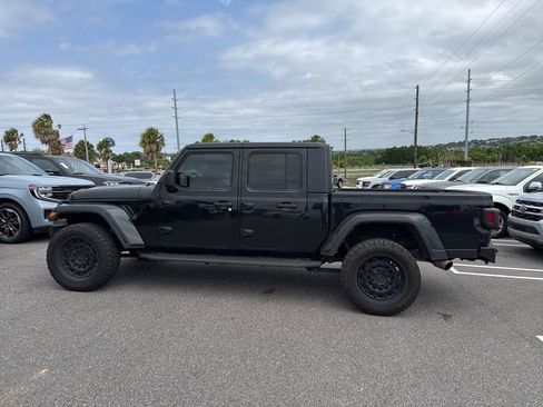 Used 2021 Jeep Gladiator Overland w/ Popular Equipment Package image 4