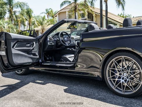 Used 2020 BMW M4 Convertible w/ Competition Package RWD image 41